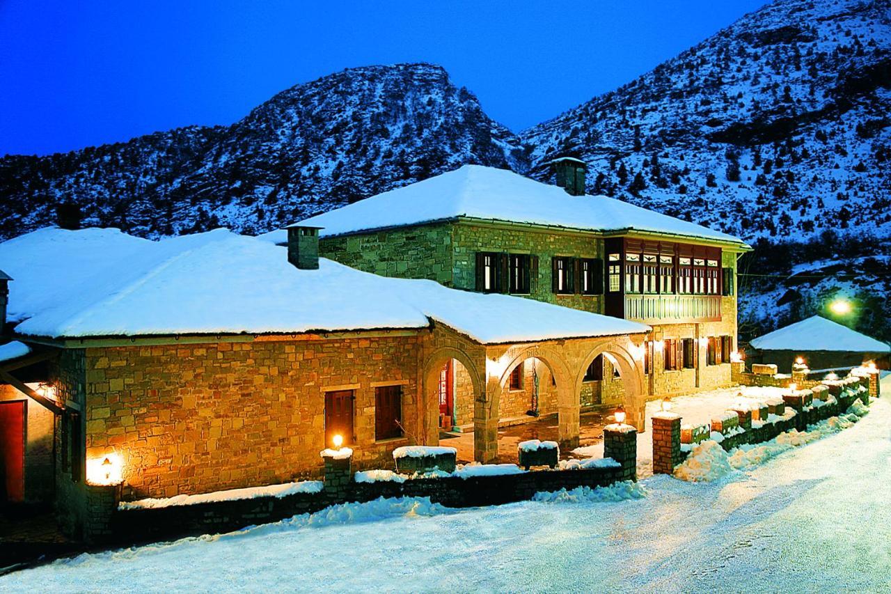 Hotel Δρακολιμνη à Tsepelovo Extérieur photo